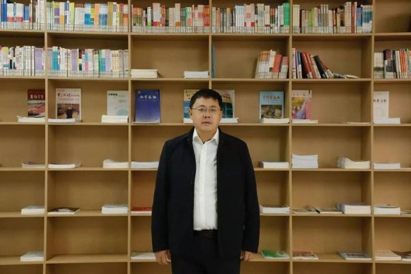 温州股票配资 孩子学习效率低，到底怎么破？| 校长来了